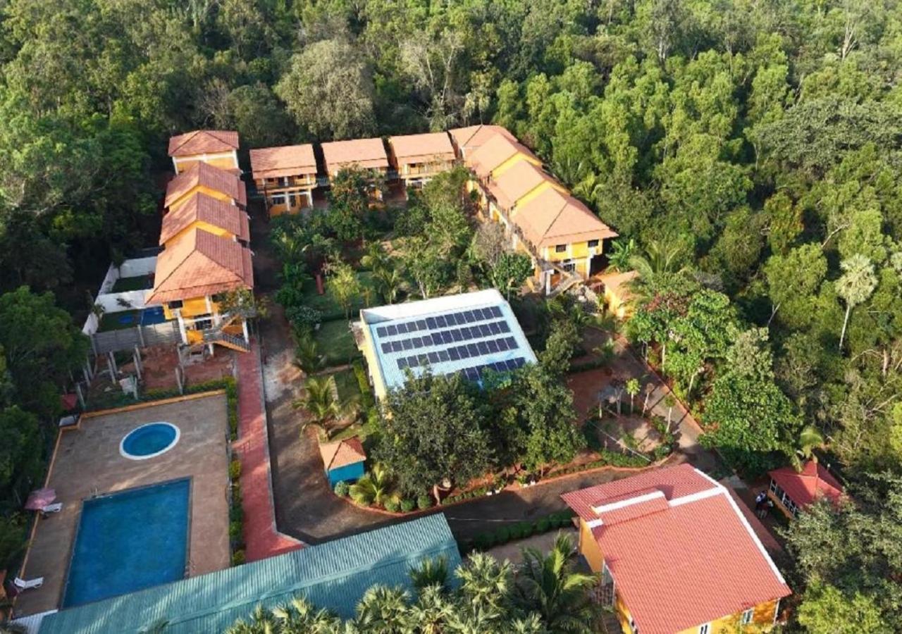 Auro Wellness Castle Hotel Puduccseri Kültér fotó